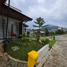 Disewakan Rumah Home Stay Cluster View Gunung Pancar Sentul City