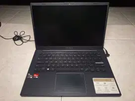ASUS VIVOBOOK GO 14 E1404FA BLACK
