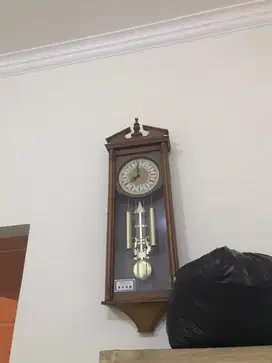 ALL PERABOT 8 JUTA MEJA KURSI JATI RAK LEMARI BUFFET PIGURA JAM DLL OK