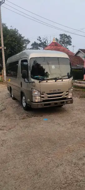 ISUZU ELF GIGA SHORT ADI PUTRO