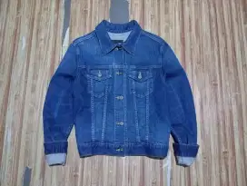 Jakett Jeans Uniqlo.
