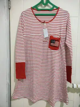 Tunik salur wanita warna merah
