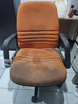 kursi belajar orange