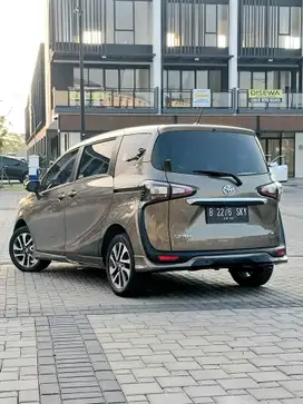Toyota Sienta 2016 Bensin