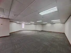 Sewa Kantor 125 m2 di Wisma Bumiputera Sudirman, Hrg Tmurah Area Prime