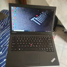 ThinkPad X240 i5 4210u/8/128ssd Batre awet