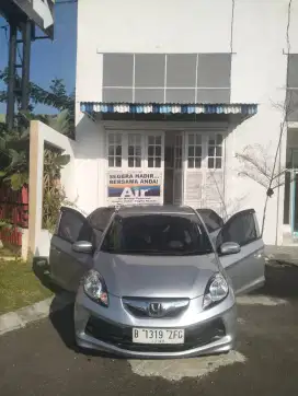 mobil antik low km, Honda Brio E 1.3  M/T CBU 2012 (nego berkah)