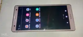 ssony xperia xz2 barang normal ga ada casan