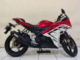 R15 V2 merah 2016 ANTIK istimewa mulus terawat siap pakai...
