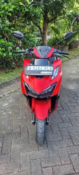 Jual VARIO 160 Butuh uang