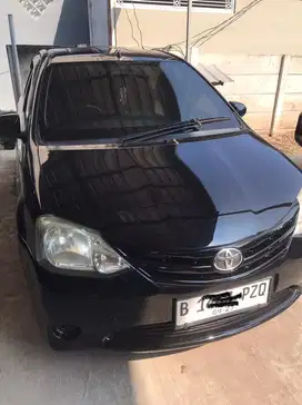Etios Valco (2013)