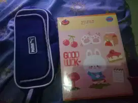 Peralatan sekolah
