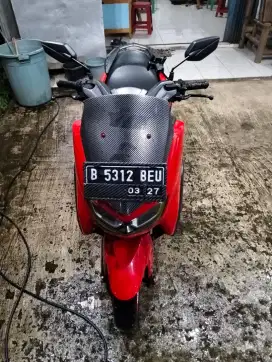 Nmax 2022 warna Merah