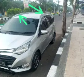 Roof Rail- roof garnis Sigra  second masih bagus model activo
