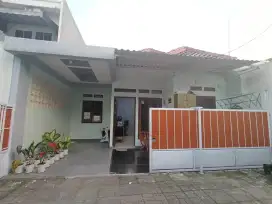 Disewakan Rumah 1 lantai, di Perumahan Bumi Cibinong City (BCC) No.23.