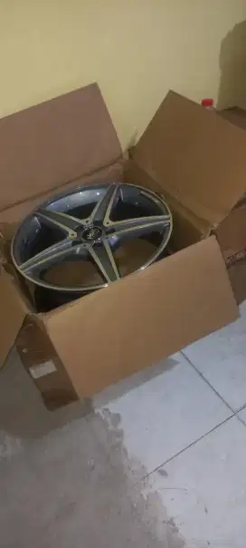 Velk Baru HRS wheel R18