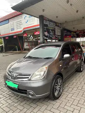 Nissan Grand livina 2013 Bensin