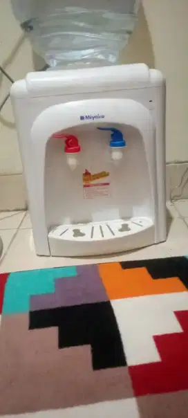 Jual dispenser dan galon