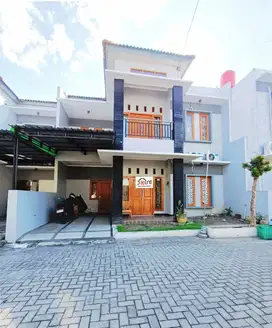 Rumah Bagus 2 lt di Cluster Gonilan dekat UMS, ATMI