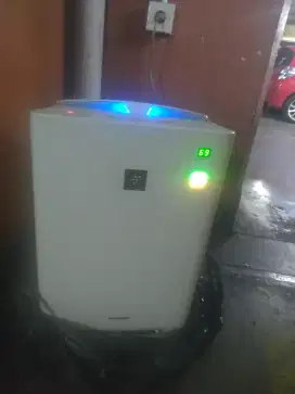 Sharp air purifier mulus siap di pakai