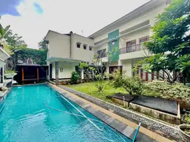 Di Jual Rumah Mewah Murah Full furnish Dibawah Njop Di Meteng Jakpus