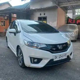 Jazz rs cvt 2015 autometic