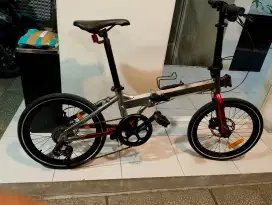 Anak kos mau cekout suruh jualin . Barang mulus banget jarang pake