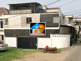 Disewakan rumah 2,5 lantai di meruya selatan dkt kebun jeruk palmerah