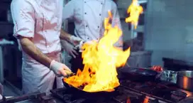 Dibutuhkan orang yang mempunyai skill masak
