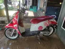 Jual scoopy karbu 2012