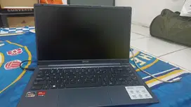 Dijual Laptop Second, Mulus Tanpa Minus!