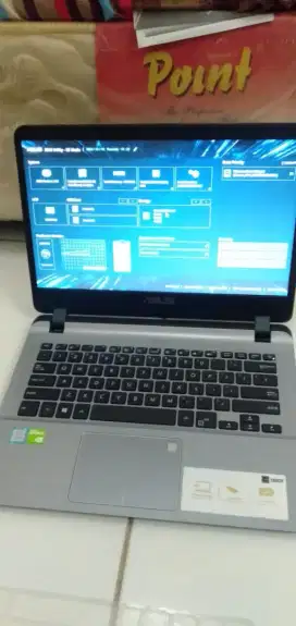 Asus masi kayak baru lama kesimpen di lemari