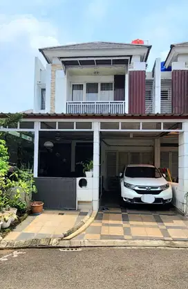 Sudah Renov 2,5 Lantai Rumah Luas 119 Summarecon Bekasi