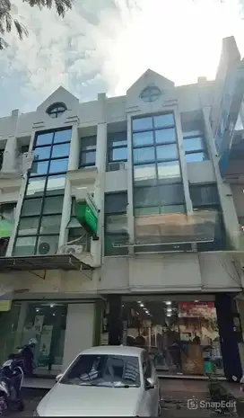 Strategis Ruko 3 Lantai di Bulevar Timur, Kelapa Gading