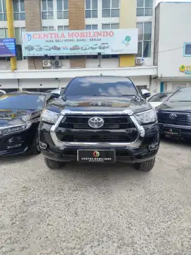 Hilux G 2.4 diesel manual 2023 hitam