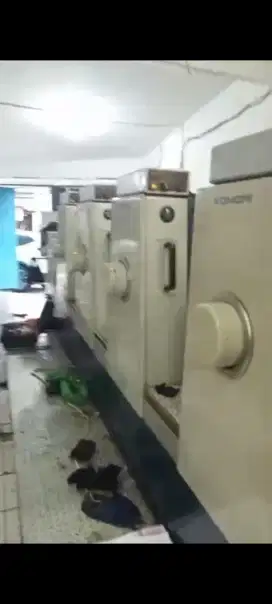 Di jual mesin cetak Komori Litrone 26 4warna