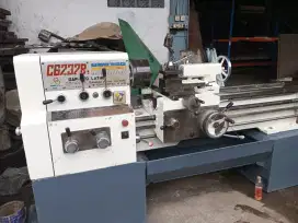 Mesin bubut C6232B x 1m