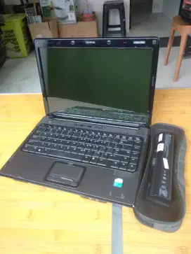 Laptop Compaq bekas