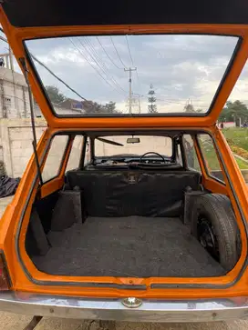 RENAULT 12 TN STATION WAGON BISA TT / BARTER