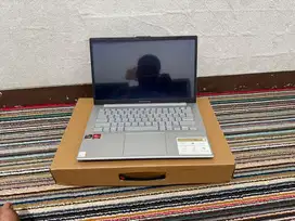 Asus vivobook e1404fa ryzen 3 7320u 8/256gb mulus 1000% seperti baru