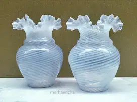 Kap lamp kristal milky era kolonial