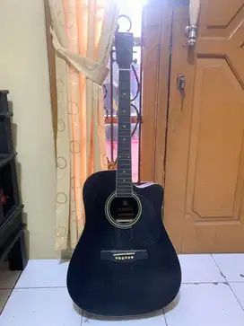 Jual gitar SAKURA