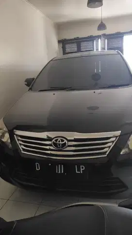 Toyota Kijang Innova 2012 Bensin