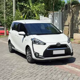 Toyota Sienta Type V HARGA CASH