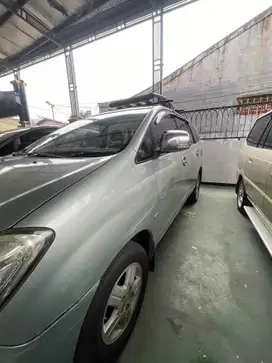 Toyota Kijang Innova 2008 Bensin