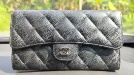 Authentic Chanel Trifold Wallet Caviar Skin