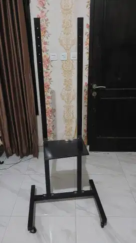Stand TV besi kokoh