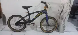 Sepeda bmx erminio uk 18 siap pakai