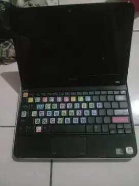 Di jual note book kondisi mati. Dijual murah siapa yg berminat