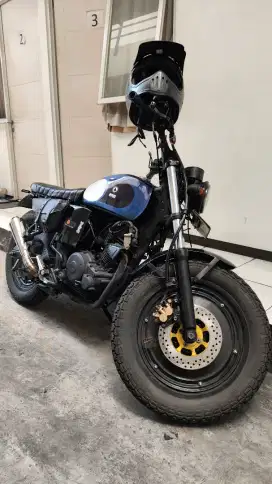 Motor custom basic byson th 2015